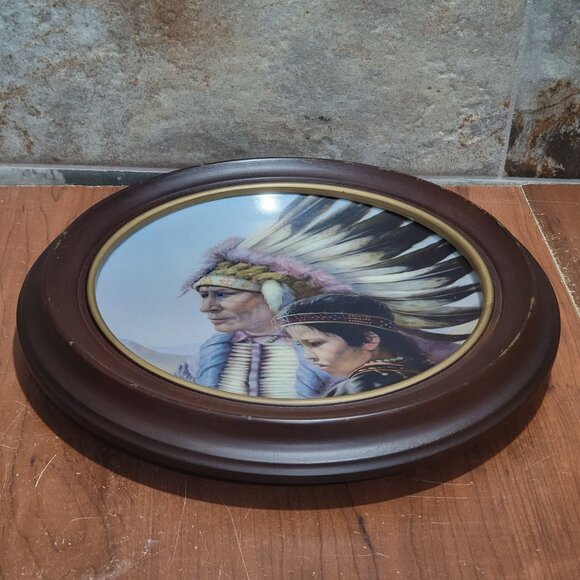 Vague Shadows The Sioux Nation Decorative Collector Plate by Perillo Forth Issue - Picture 8 of 13